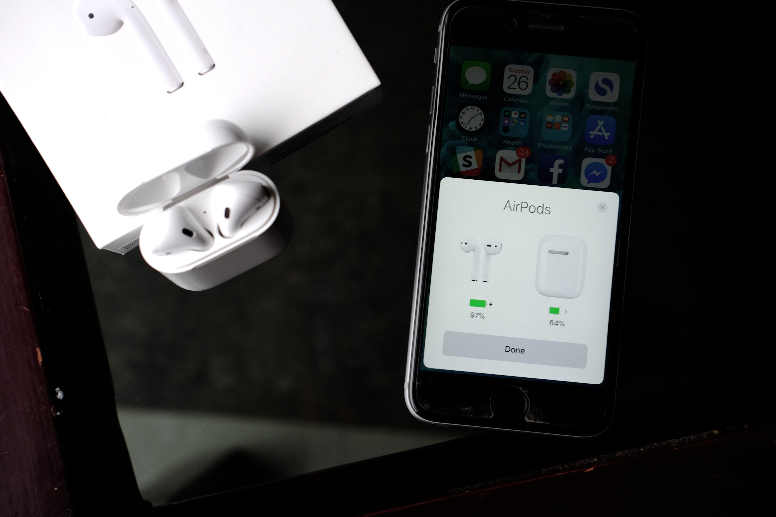 airpods charging status