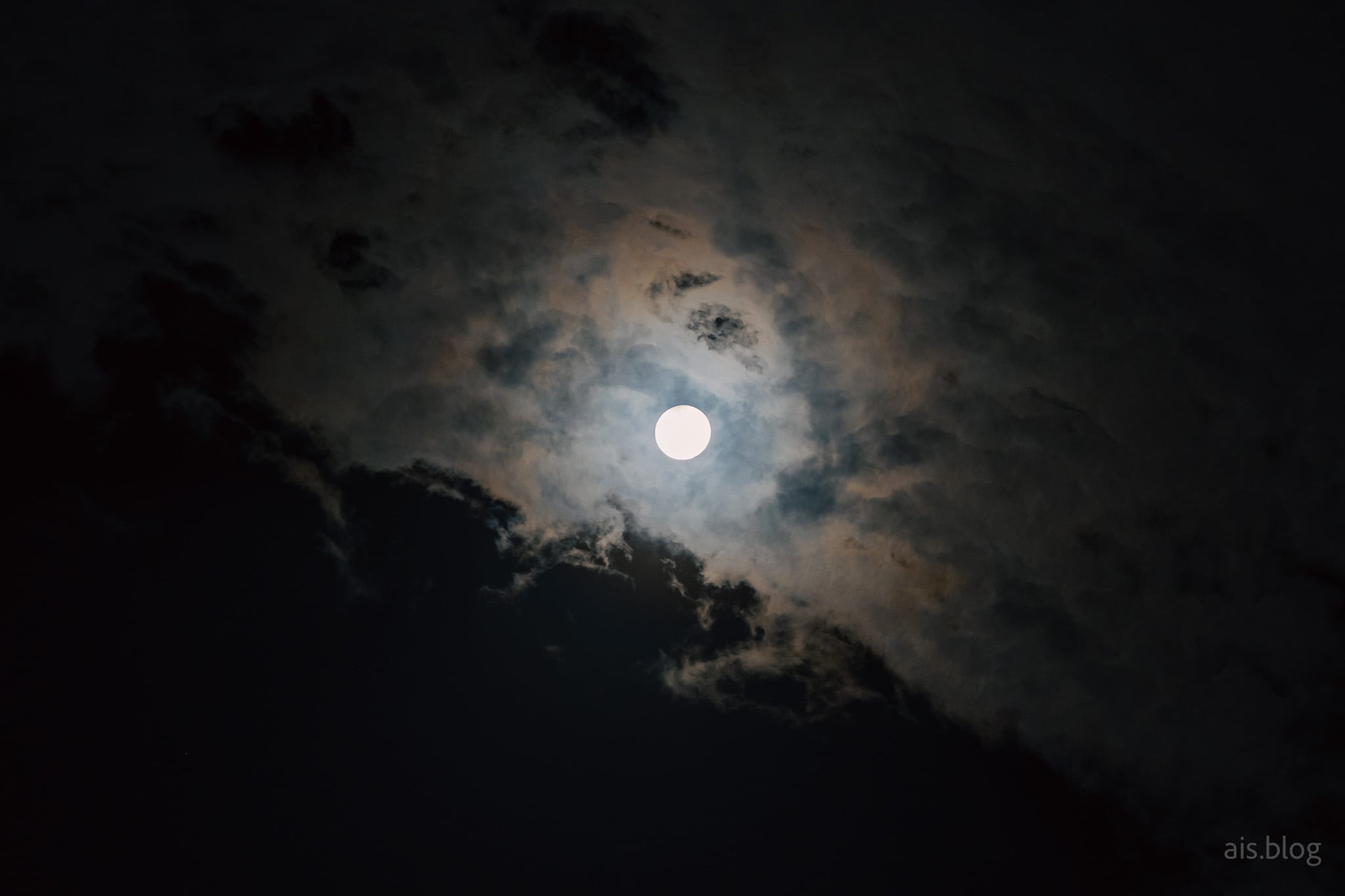 moon photography, jebel jais mountain, ras al khaimah